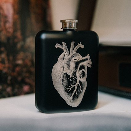 FLASK ALCOOL MEDICINALES COEUR ANATOMIQUE LUCKIES OF LONDON 2