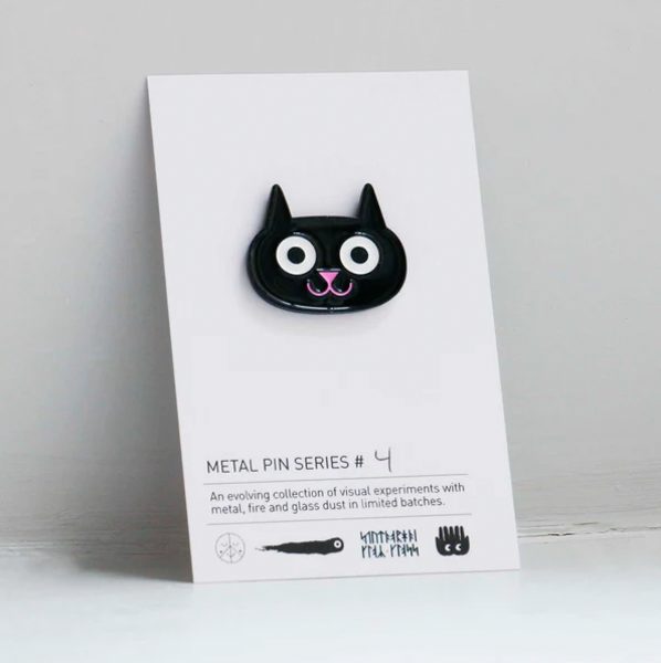 PIN'S ÉMAILLÉ EN METAL BLACK CAT - STUDIO ARHOJ