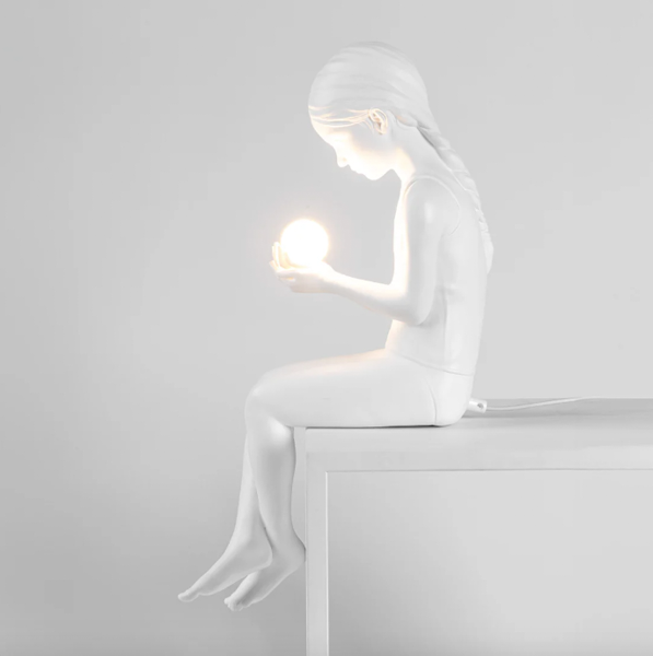 LAMPE SCULPTURE "INNERGLOW GIRL" - SELETTI